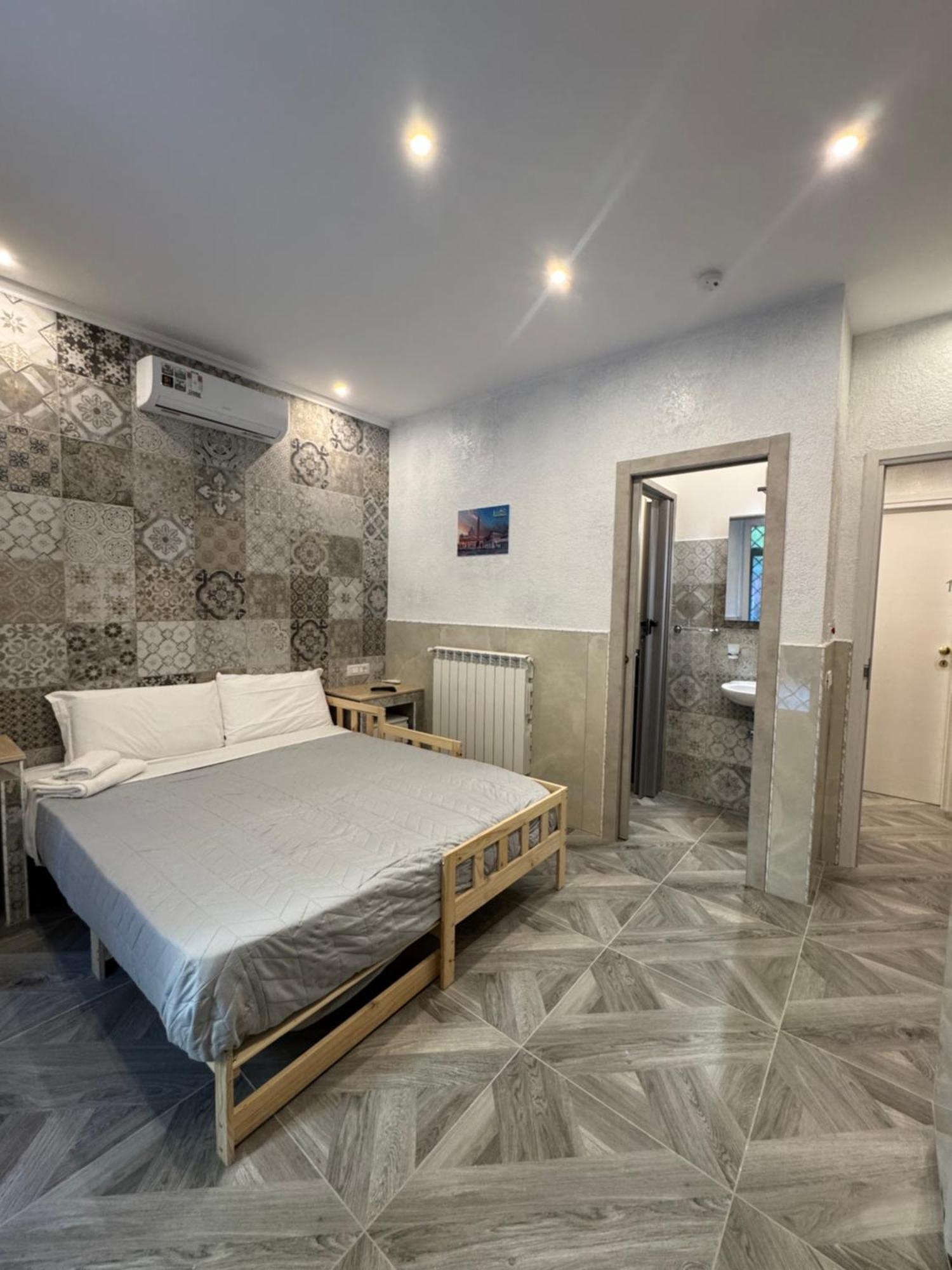 Luxor Eco Roma Casa E Appartamento Per Vacanze In Centro Piazza Bologna, Colosseo, Piazza Di Spagna, Vaticano, San Pietro, Sapienza, Fontana Di Trevi, Piazza Navona, Trastevere, Tiburtina, Termini, Aeroporto Dış mekan fotoğraf